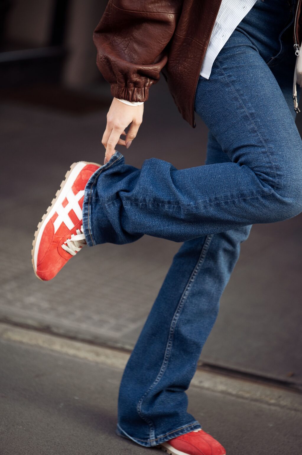 5 Spring Sneaker Trends We’re Wearing Everywhere in 2026