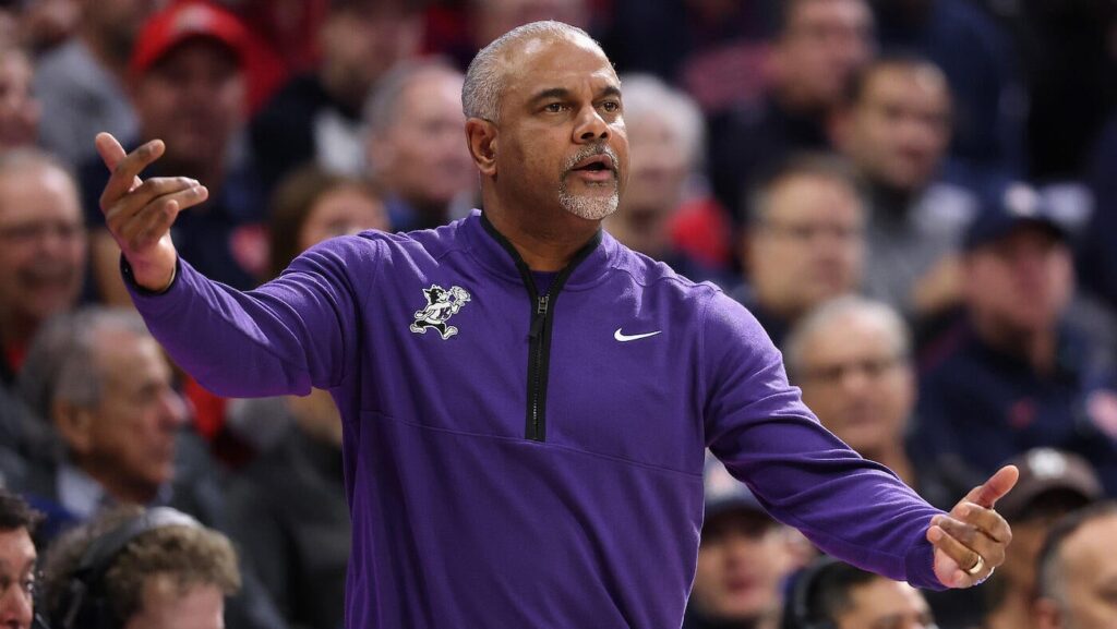 Kansas State fires Jerome Tang: Wildcats coach is out in fourth season just days after viral rant Kansas State fires Jerome Tang: Wildcats coach is out in fourth season just days after viral rant