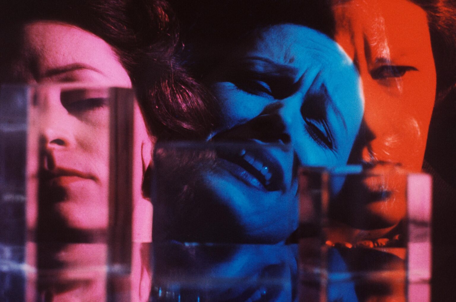 Why Anxiety in Your 30s and 40s Can Feel Worse, According to a Licensed Therapist