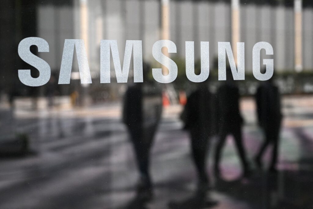 Samsung unveils Galaxy S26 series, its 3rd Generation AI phone with privacy display features Samsung unveils Galaxy S26 series, its 3rd Generation AI phone with privacy display features