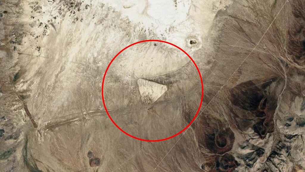 Mysterious triangular structure spotted in Nevada desert fuels lost civilization theories… Mysterious triangular structure spotted in Nevada desert fuels lost civilization theories…