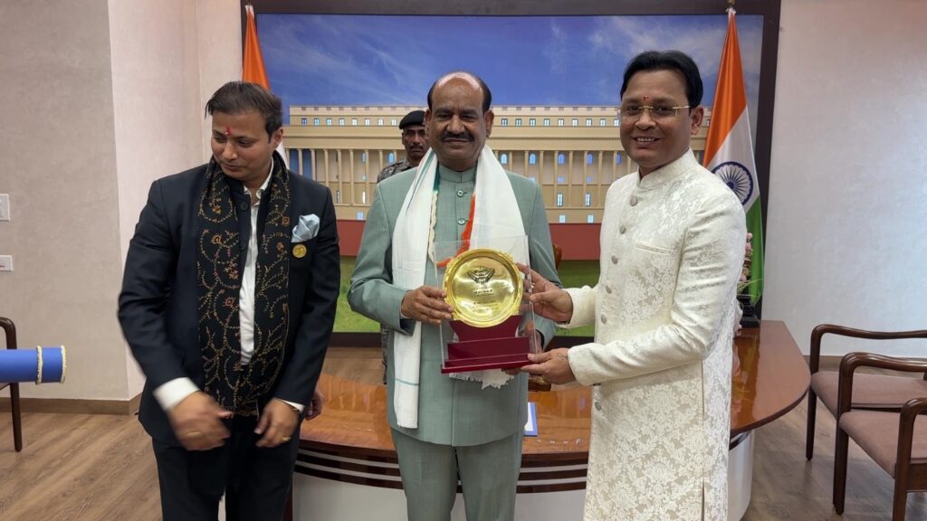 Dr. Pankaj Kumar Akshay: Redefining Global Healthcare Leadership with Integrity