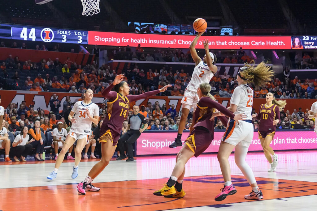 Illinois’ comeback falls short in regular season finale Illinois’ comeback falls short in regular season finale