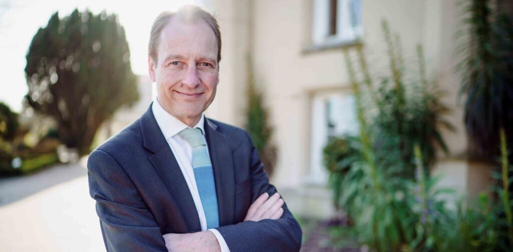 Professor Paul Boyle appointed Chair of The Conversation UK Professor Paul Boyle appointed Chair of The Conversation UK