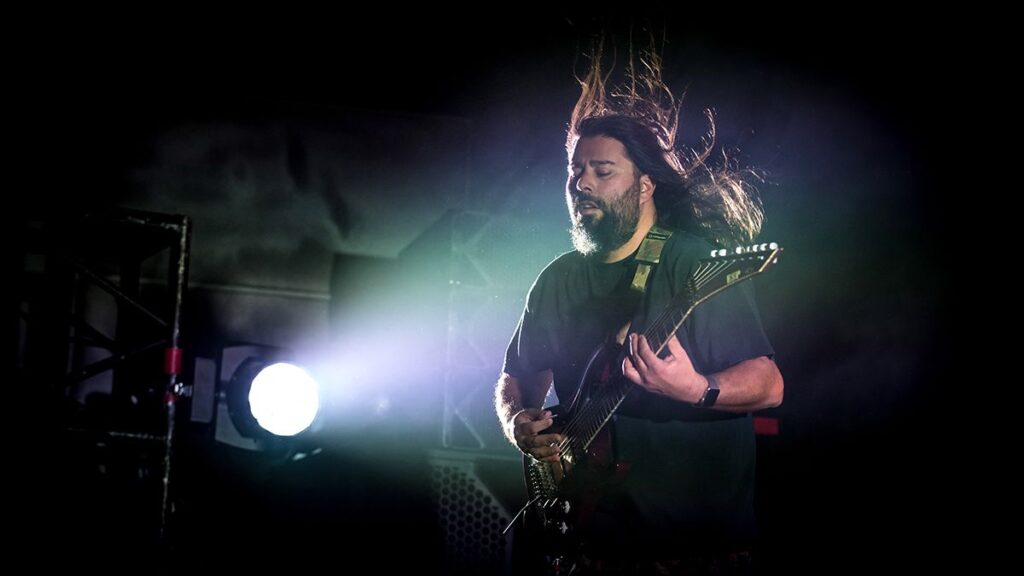 “I was just shy of crying from pain that was in my right arm. I couldn’t even move it”: Stephen Carpenter sheds light on the health struggles that have impacted his playing