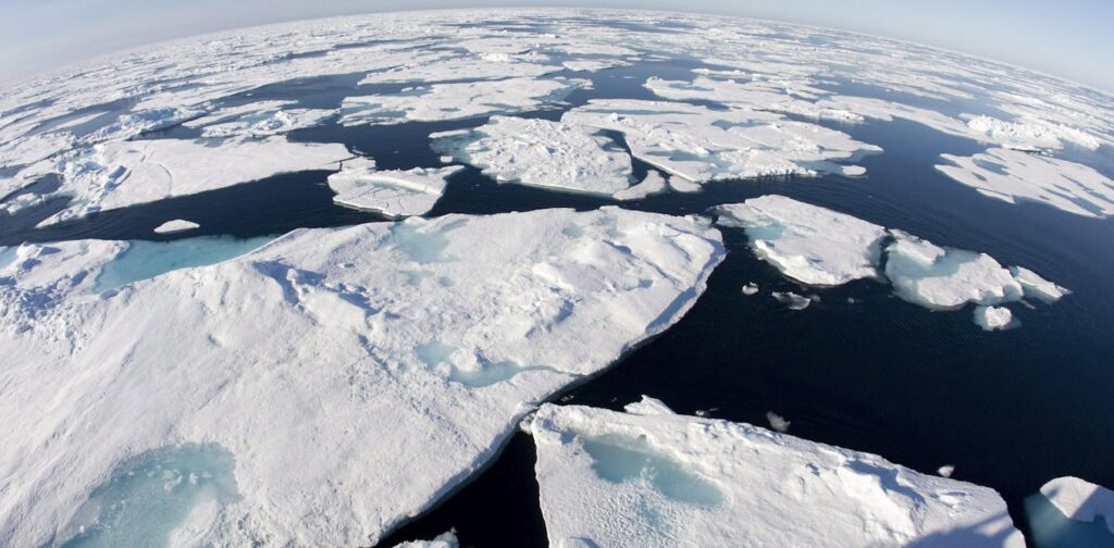 Budget cuts at Environment and Climate Change Canada threaten Arctic science Budget cuts at Environment and Climate Change Canada threaten Arctic science