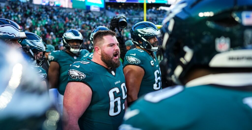 Landon Dickerson, Eagles agree to revised contract
