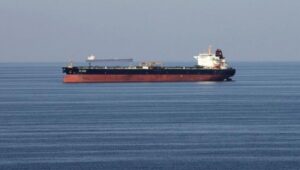 Iran Threatens Oil Tankers as $200/Barrel Price Risk Emerges