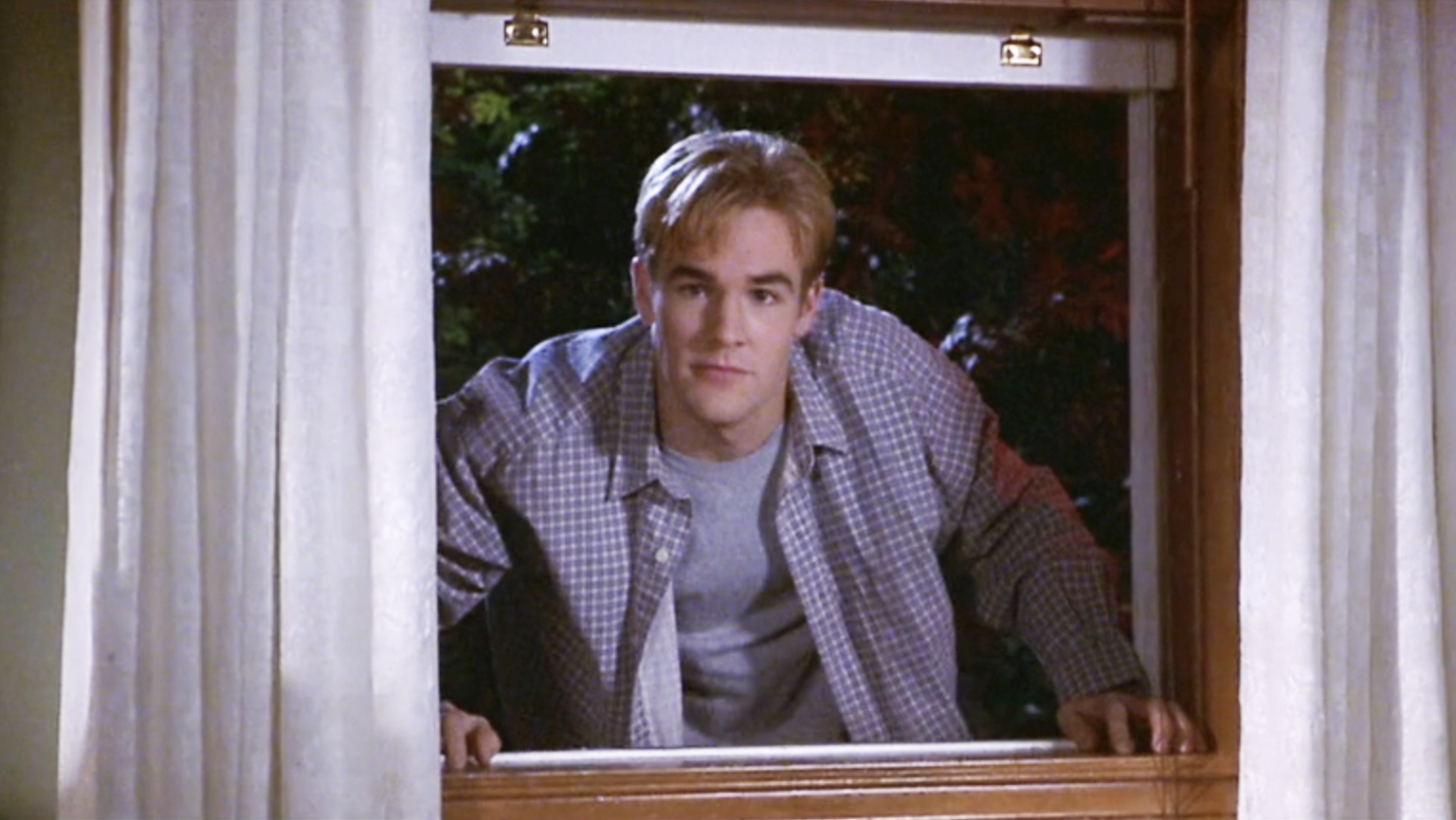 Marlon Wayans Calls James Van Der Beek “Cool As Hell” For Making ‘Scary Movie’ Cameo: “Just The Coolest Moment” Marlon Wayans Calls James Van Der Beek “Cool As Hell” For Making ‘Scary Movie’ Cameo: “Just The Coolest Moment”