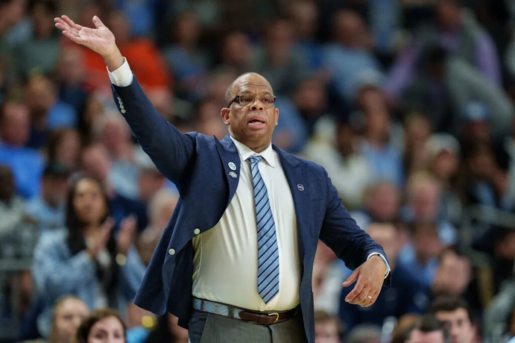 UNC's divorce from Hubert Davis opens door for Tar Heels to regain deserved relevance