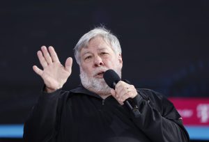 Apple cofounder Steve Wozniak admits he’s ‘disappointed a lot’ by AI and hardly uses it: ‘They just sound too dry and too perfect’ Apple cofounder Steve Wozniak admits he’s ‘disappointed a lot’ by AI and hardly uses it: ‘They just sound too dry and too perfect’
