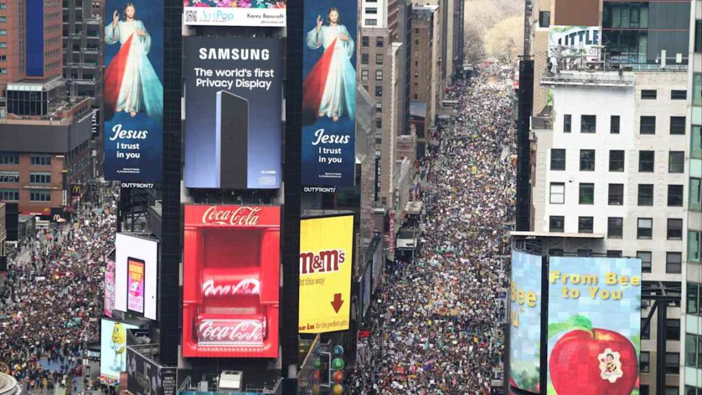 Americans take to streets in ‘No Kings’ day protests against Trump Americans take to streets in ‘No Kings’ day protests against Trump