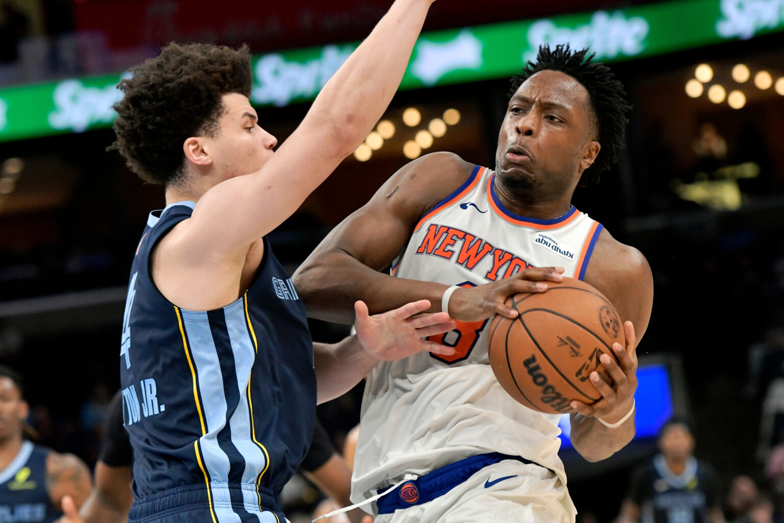 Jalen Brunson-less Knicks grind out win over lowly Grizzlies to end skid