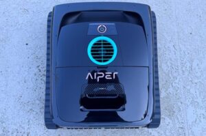 Aiper Scuba V3 Review: Finally, a pool robot with an actual brain Aiper Scuba V3 Review: Finally, a pool robot with an actual brain