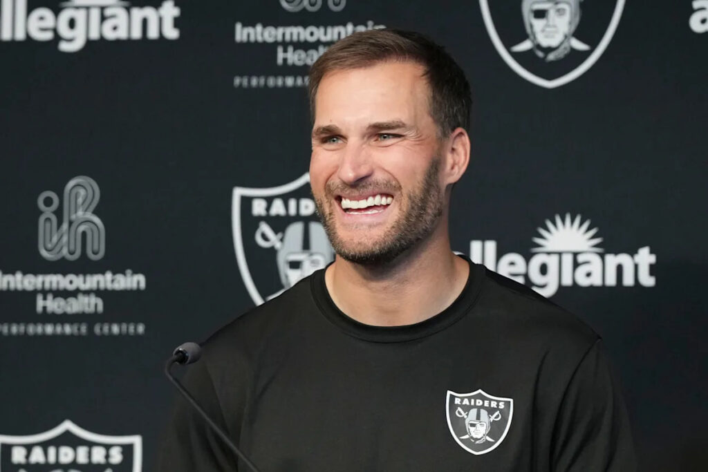 Kirk Cousins on potential QB battle with Fernando Mendoza: 'Best player needs to play'