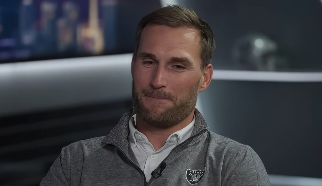 Kirk Cousins Pounds the Table for Old Vikings Connections Kirk Cousins Pounds the Table for Old Vikings Connections