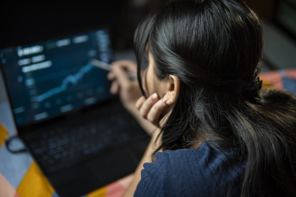 Retail investors sat out yesterday’s stock-market rally — and made this move instead