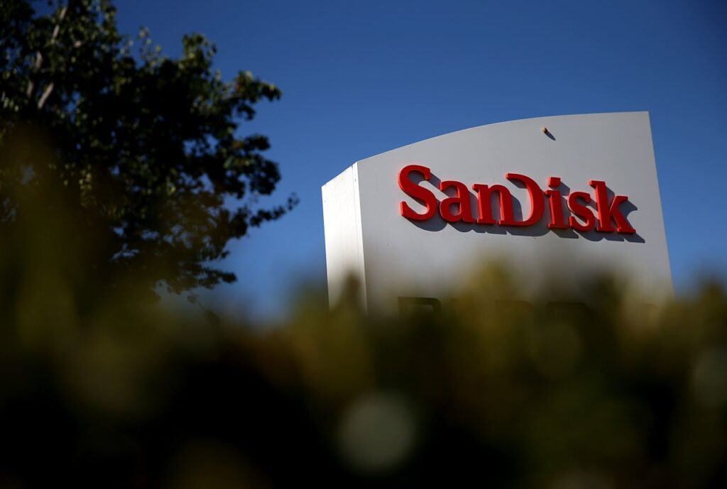 Sandisk’s stock is up 2,000% in a year — and this analyst says it’s still being underestimated