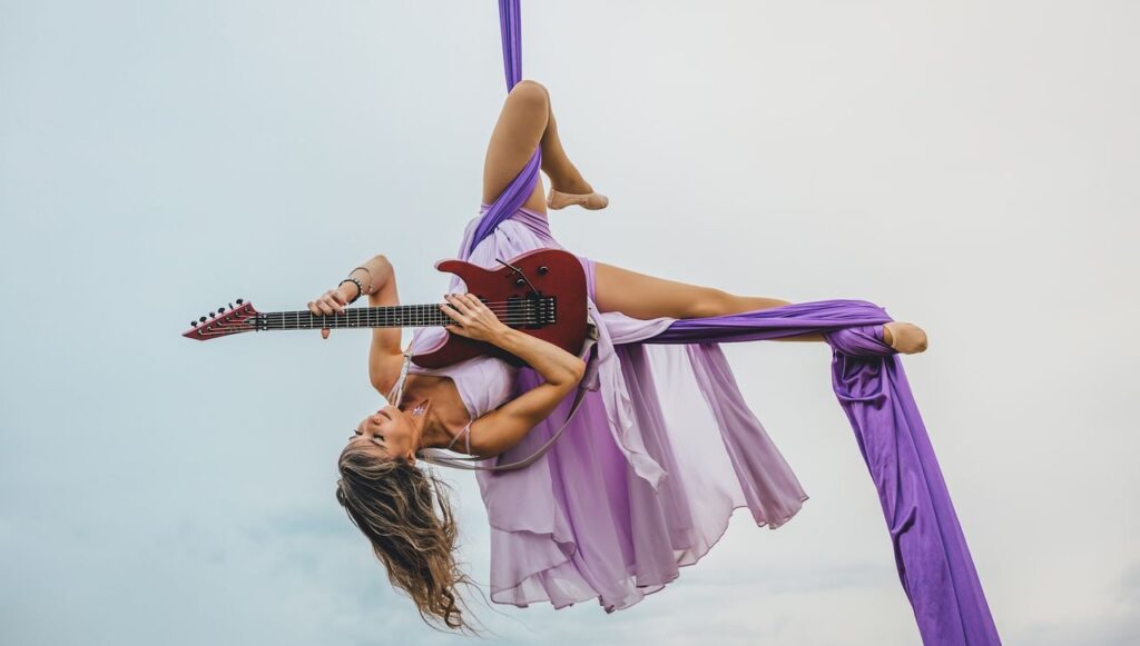 Joe Satriani called her version of Always With Me, Always With You “the most impressive” he’s ever seen. Meet Andrea Krakovská, the “aerial guitarist” combining fretboard acrobatics with real acrobatics