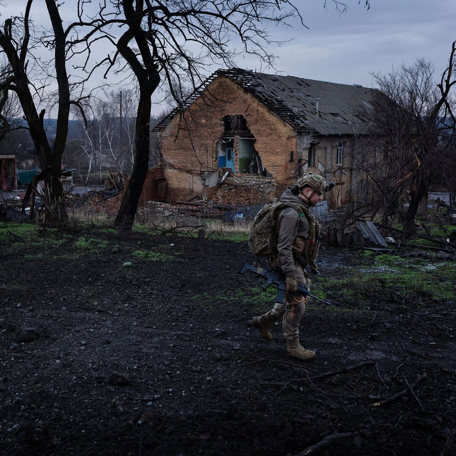Putin Announces Orthodox Easter Cease-Fire, but Ukraine Is Skeptical