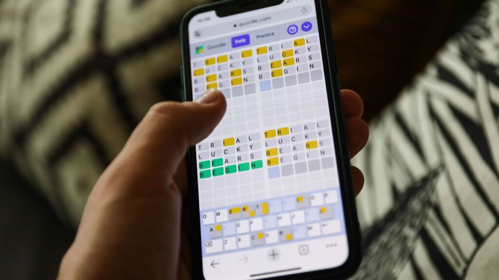 Quordle hints and answers for Friday, April 10 (game #1537) Quordle hints and answers for Friday, April 10 (game #1537)