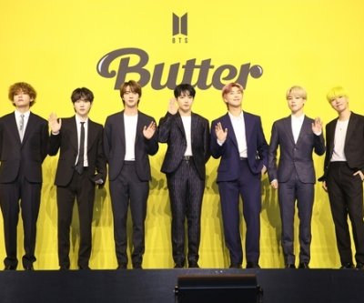 BTS’ ‘Arirang’ tops U.S. album chart for 3rd week BTS’ ‘Arirang’ tops U.S. album chart for 3rd week