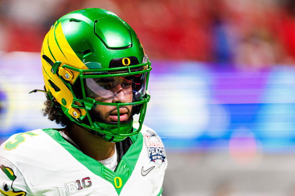 Oregon WR Reveals Dante Moore’s Emotional Side After Star QB’s Mental Health Admission