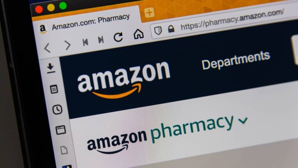 Amazon is selling a $37 2-piece lounge set for $20, and it comes in 36 colors