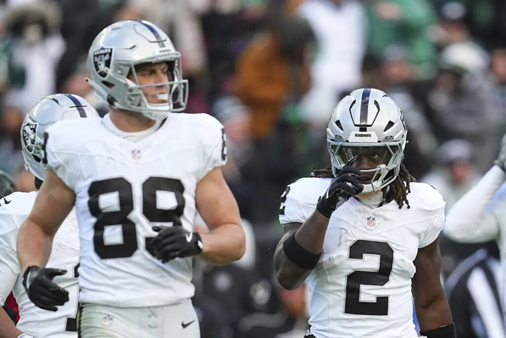 Ashton Jeanty, Brock Bowers longshot options for 2026 OPOY