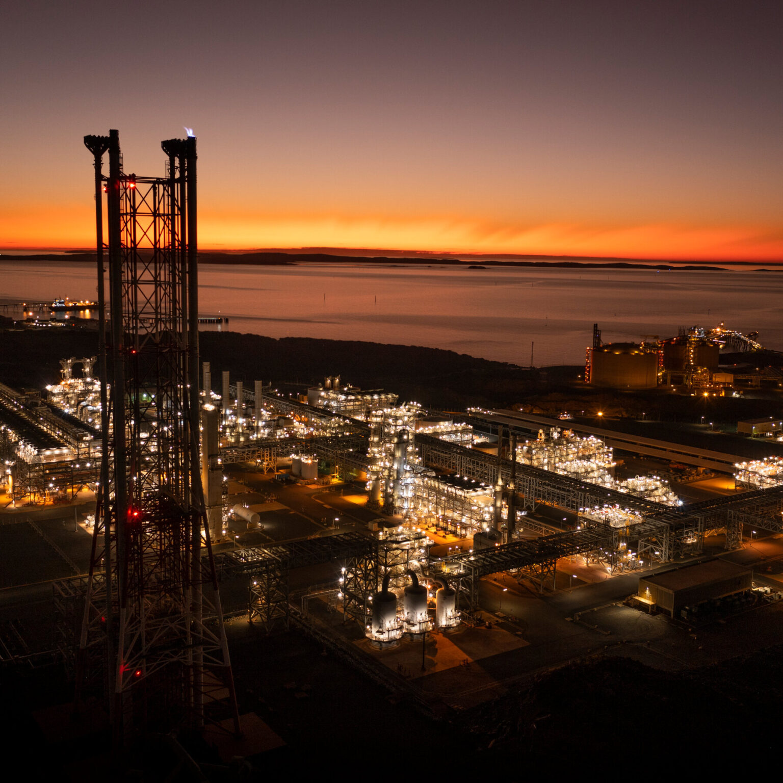 War in Iran Gives New Fuel to a Tax Debate in Australia