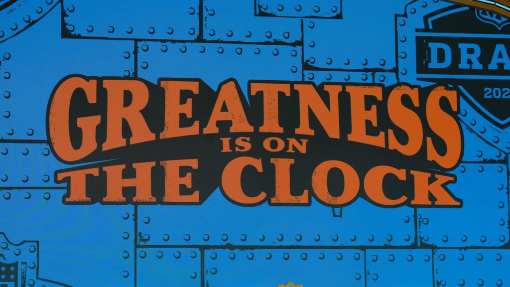 What time does my team pick? Full NFL Draft slots, time projections for all 32 picks