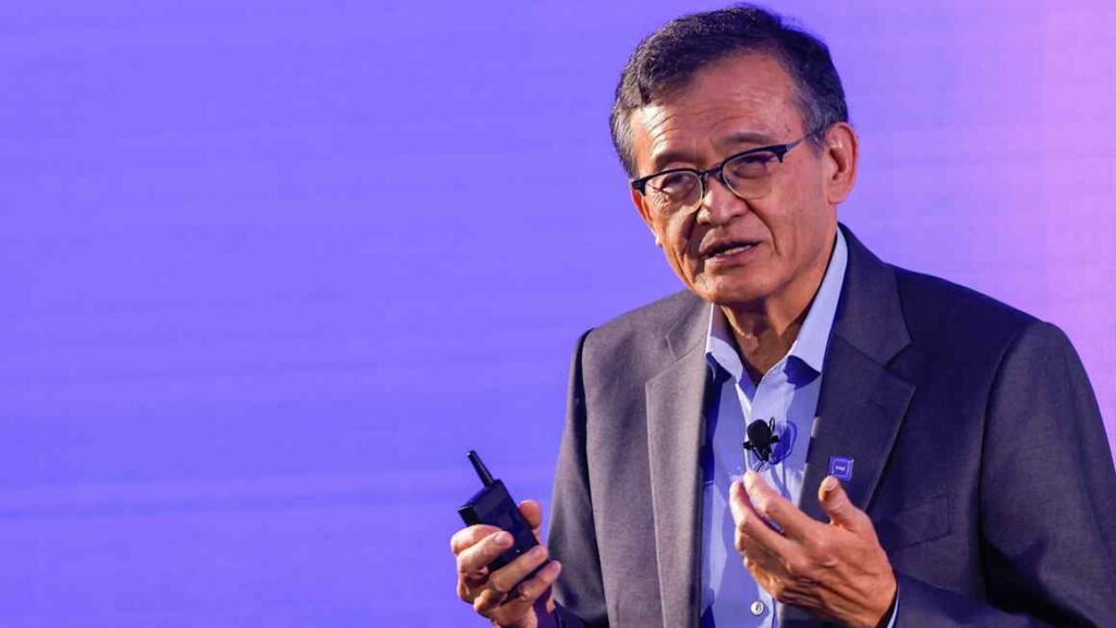 Intel shares surge on AI boom to surpass dotcom bubble high