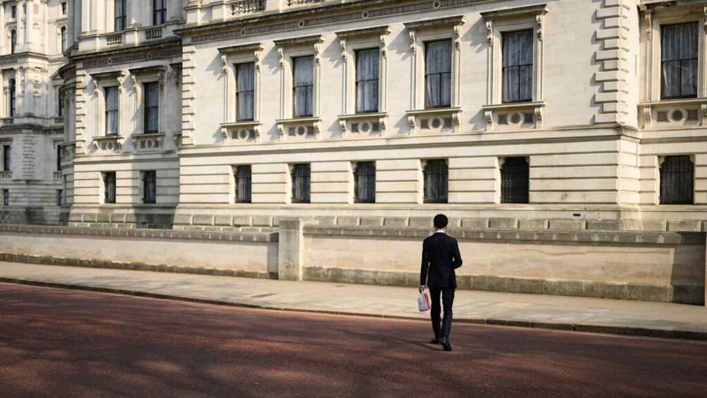 Mandelson row is a cold shower for civil service relations