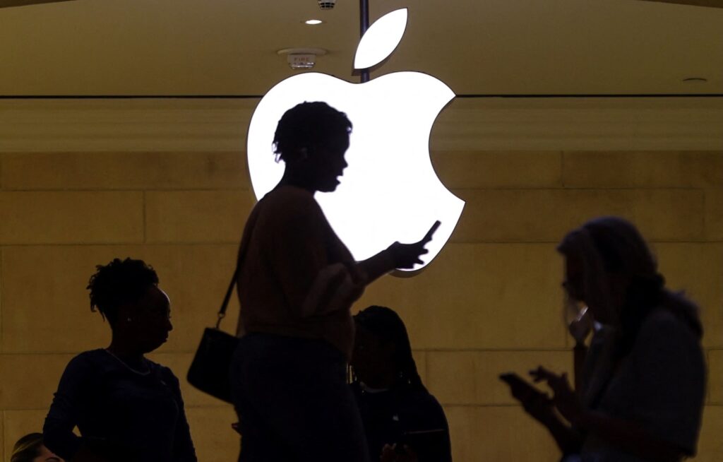 Apple issues strong forecast even as Mac shortages likely to continue for ‘several months’