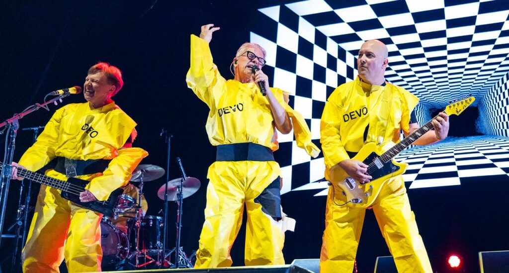 “Those parts aren’t as easy as you’d think. With his downstrokes, they’re mechanical, right, fast and have one Fender sound”: Josh Hager on the deceptive genius of the late Devo guitarist Bob Casale