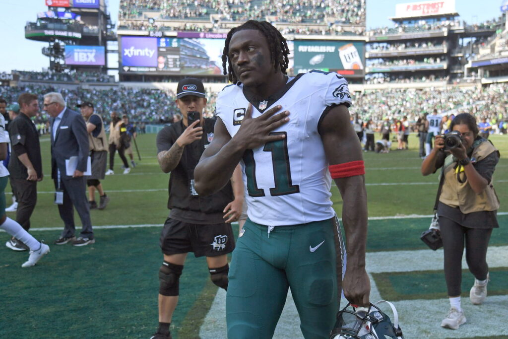 AJ Brown Trade to Patriots All but Done as NFL Insider Reveals Eagles’ Asking Price