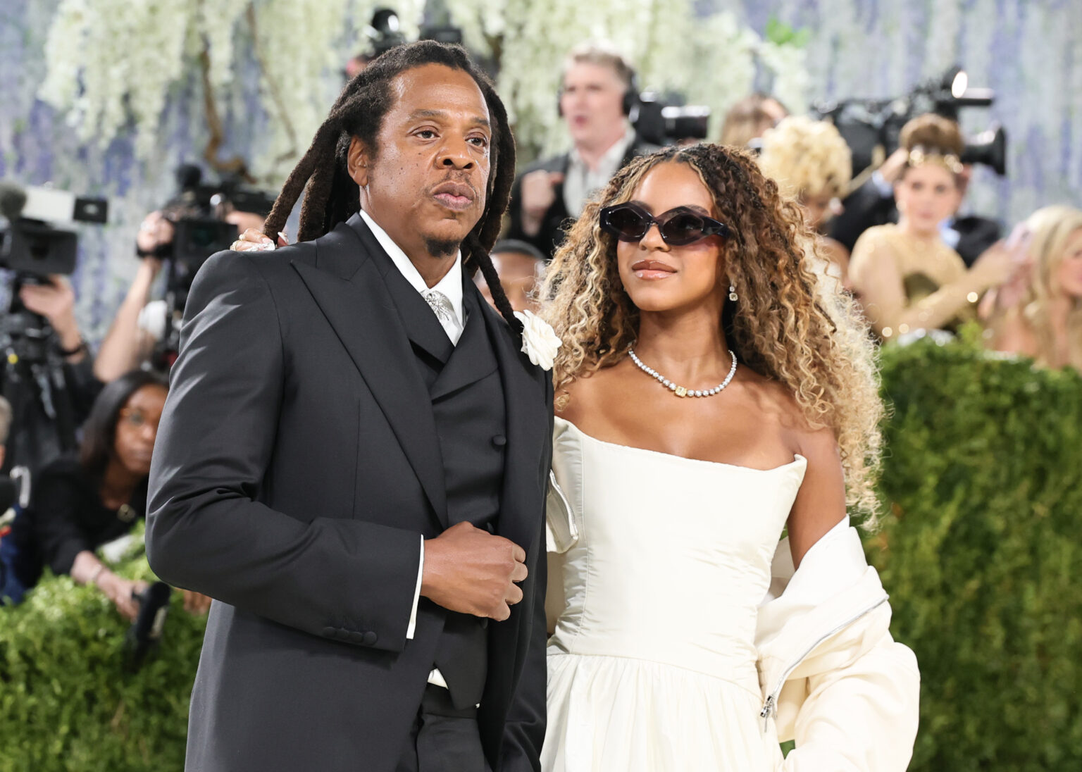 Watch Blue Ivy, 14, ignore dad Jay Z’s one repeated request on Met Gala red carpet