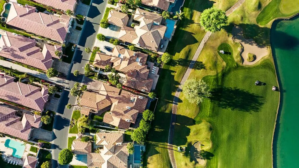 Sparks flare over Florida law to target idle golf courses for housing 