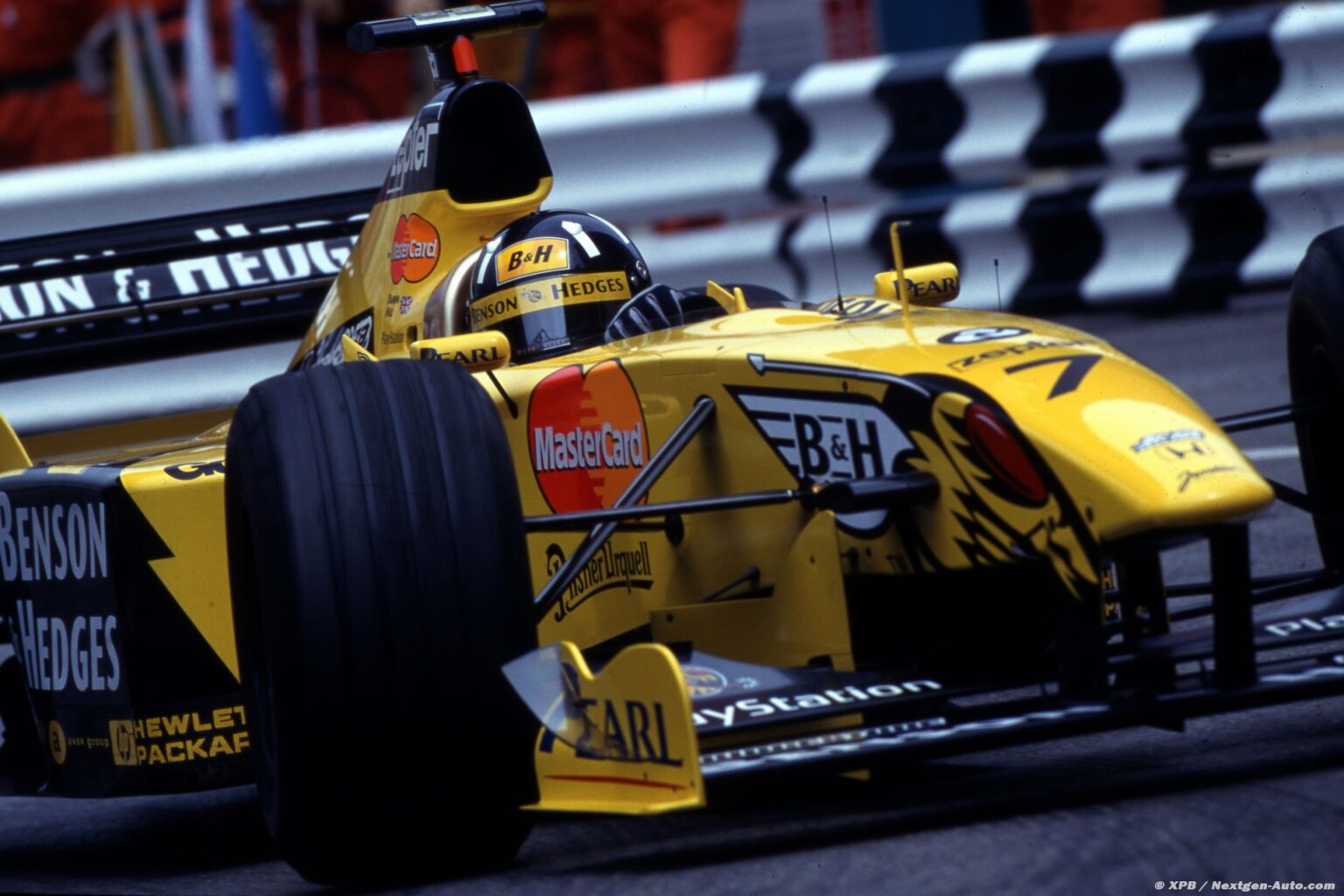 ‘J’ai cru l’avoir tué’ : l’accident qui a convaincu Damon Hill d’arrêter la F1