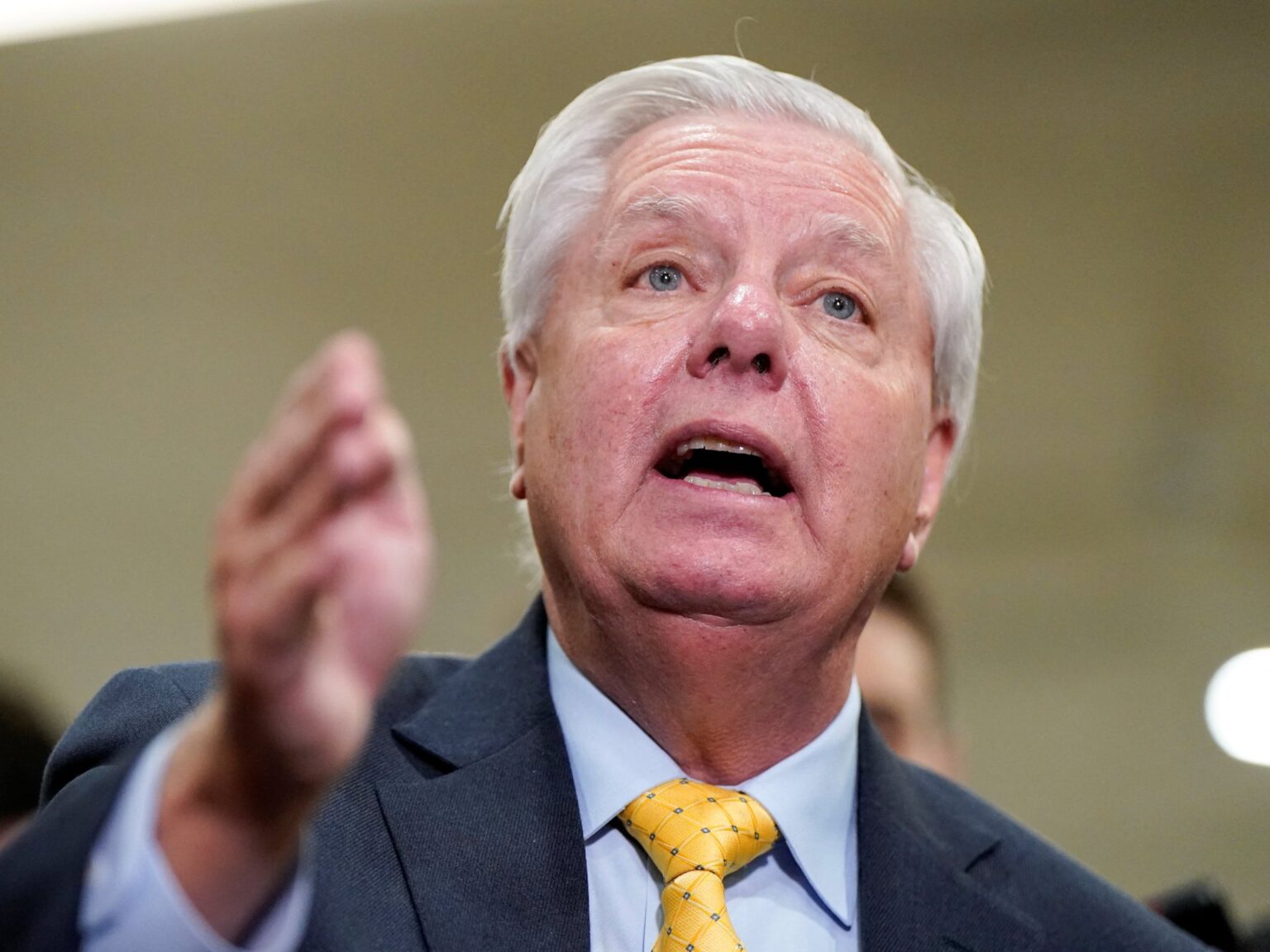 Trump backs Pakistan as Iran mediator after criticism from Lindsey Graham