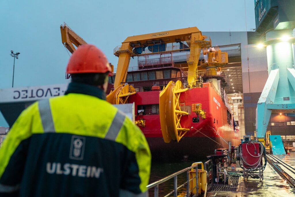 Red Rock commissions Nexans Electra’s crane systems