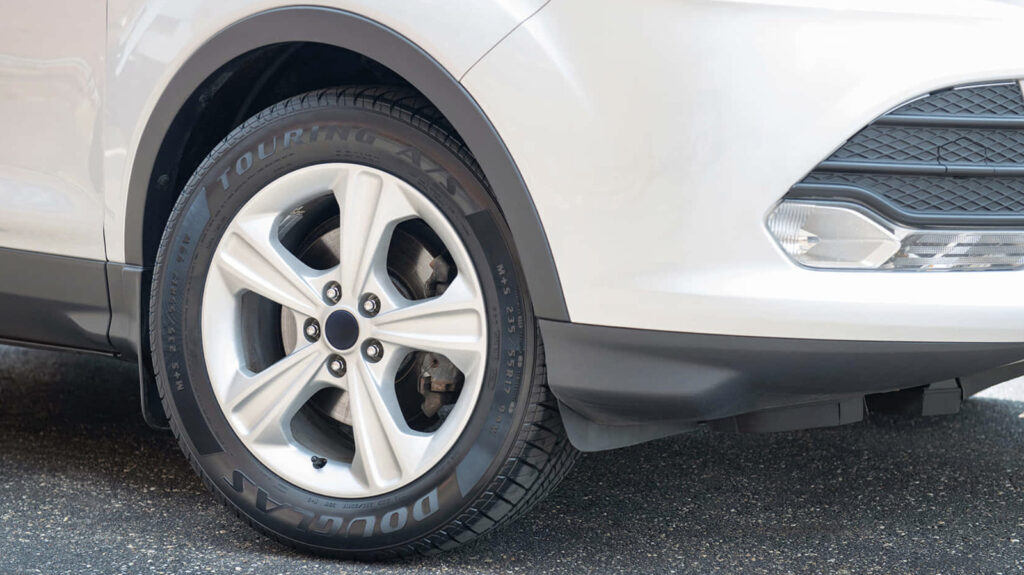 What’s The Difference Between Douglas And Goodyear Tires?