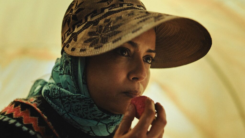 ‘Strawberries’ Director on Calling Out Modern-Day Slavery, Prostitution in Her Cannes Homage to Moroccan Fruit Pickers in Spain