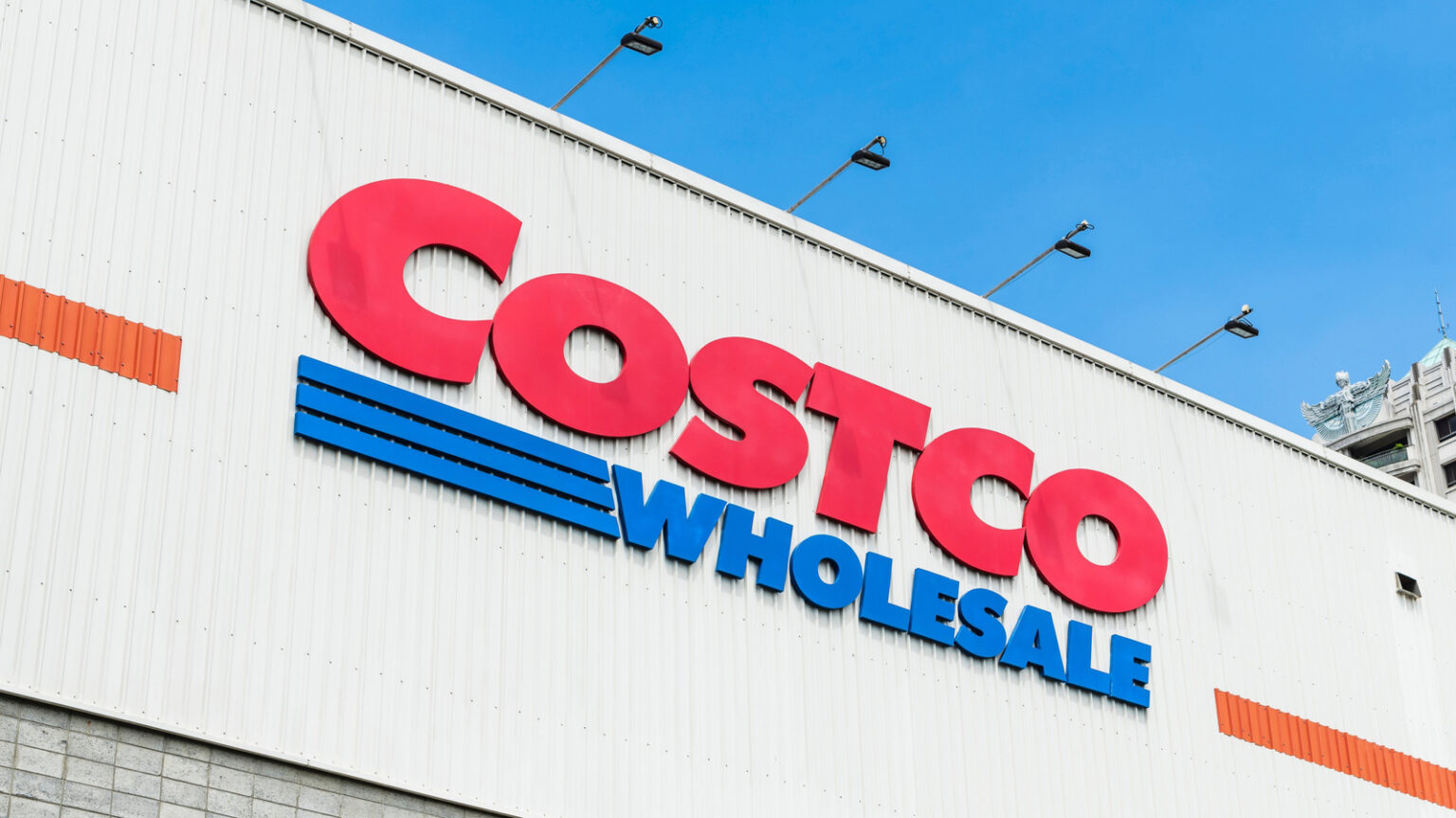 6 Portable Entertainment Gadgets To Buy From Costco (And 5 To Skip)