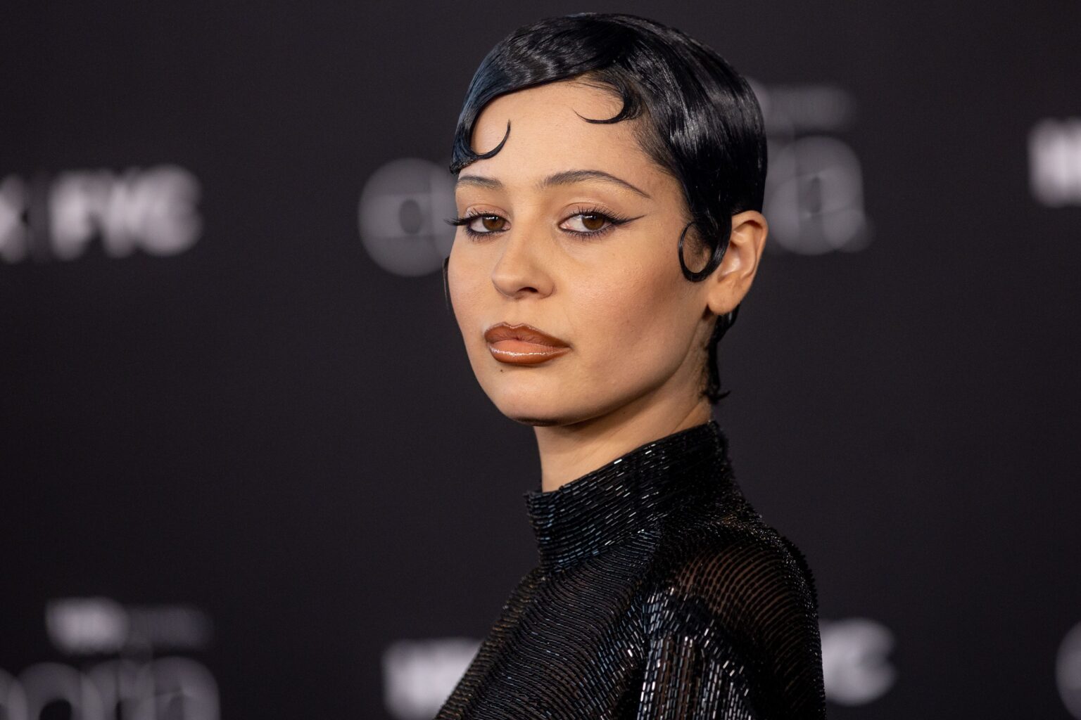 Revenge Eyeliner Is the New Revenge Dress