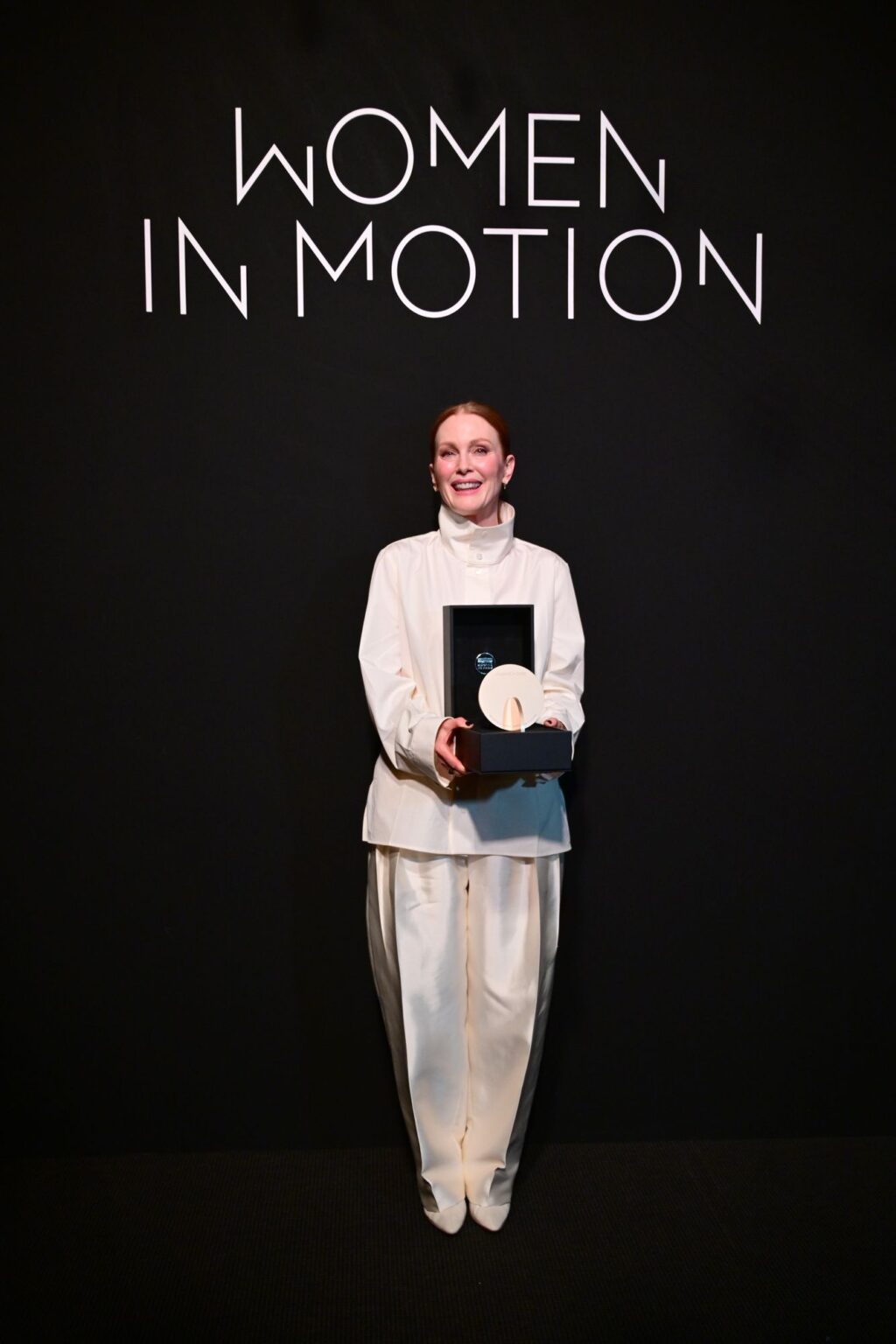 Julianne Moore Makes a Powerful Argument for Female-Led Stories: “I’m Always Looking for Women” Julianne Moore Makes a Powerful Argument for Female-Led Stories: “I’m Always Looking for Women”