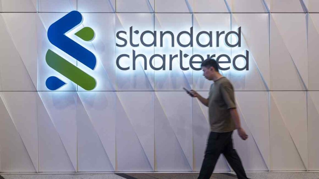 Standard Chartered to cut 15% of back-office jobs as AI use escalates