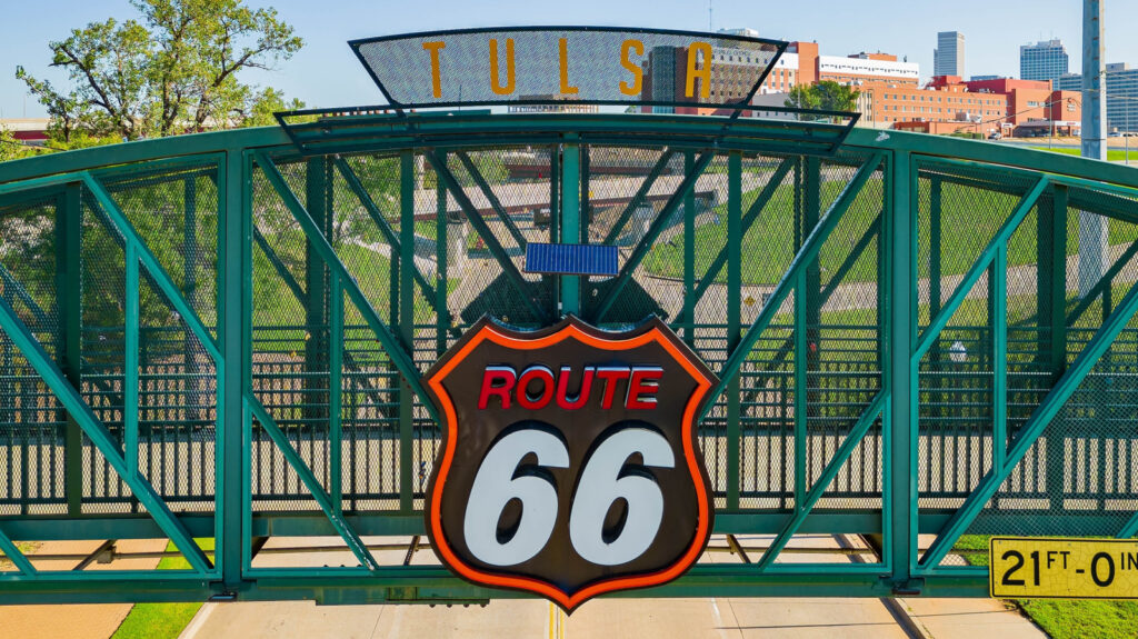 This US City’s Classic Car Tribute To Route 66 Is Set To Shatter A Guinness World Record