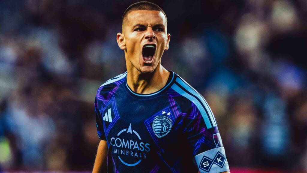 How MLS Cup champion Dejan Joveljic uses chess to dominate defenders for Sporting KC How MLS Cup champion Dejan Joveljic uses chess to dominate defenders for Sporting KC