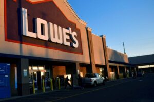 Lowe’s sticks to forecasts amid muted US housing market, flags cost pressures